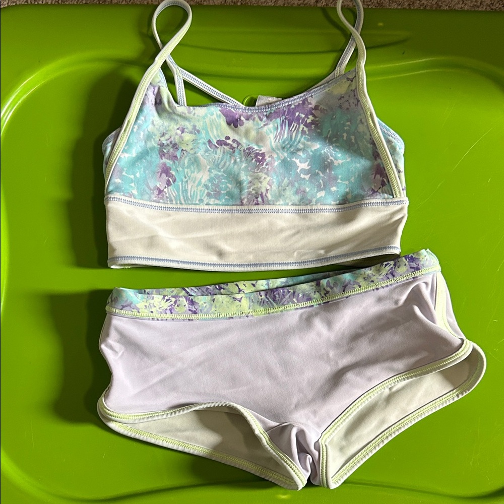Ivivva Pastel Sports Bra and Shorts Set